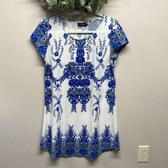 Bundle Box of Dresses Sweater Tops Pants Skirt Size MEDIUM - Picture 4 of 16